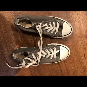 Gray converse 7.5